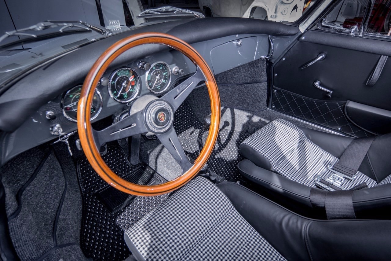 car restoration - Porsche steering wheel