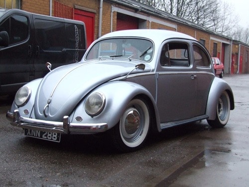 front view - outdoors - silver Beetle