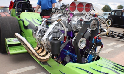 engine exposed dragster